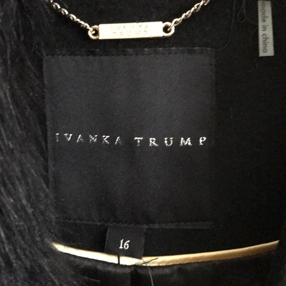 Ivanka Trump wool/cashmere coat NWT, runs small - Picture 3 of 8